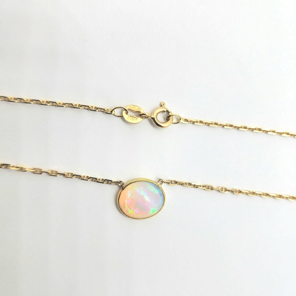 18kt YG - Genuine Opal Necklace